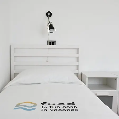 M001 - Marcelli, Trilocale Vista Mare شقة